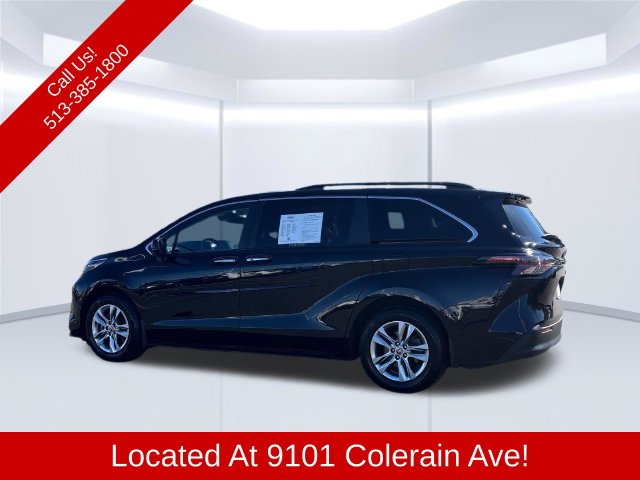 Used 2024 Toyota Sienna XLE Van Passenger Van