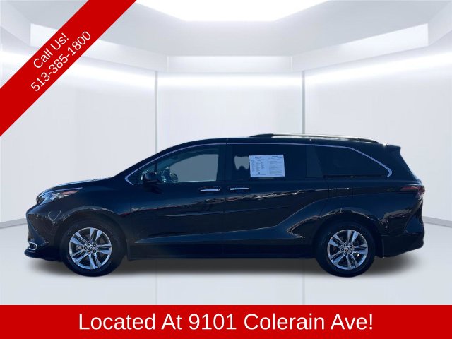 Used 2024 Toyota Sienna XLE Van Passenger Van