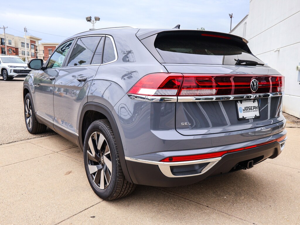 New 2026 Volkswagen Atlas Cross Sport 2.0T SEL SUV