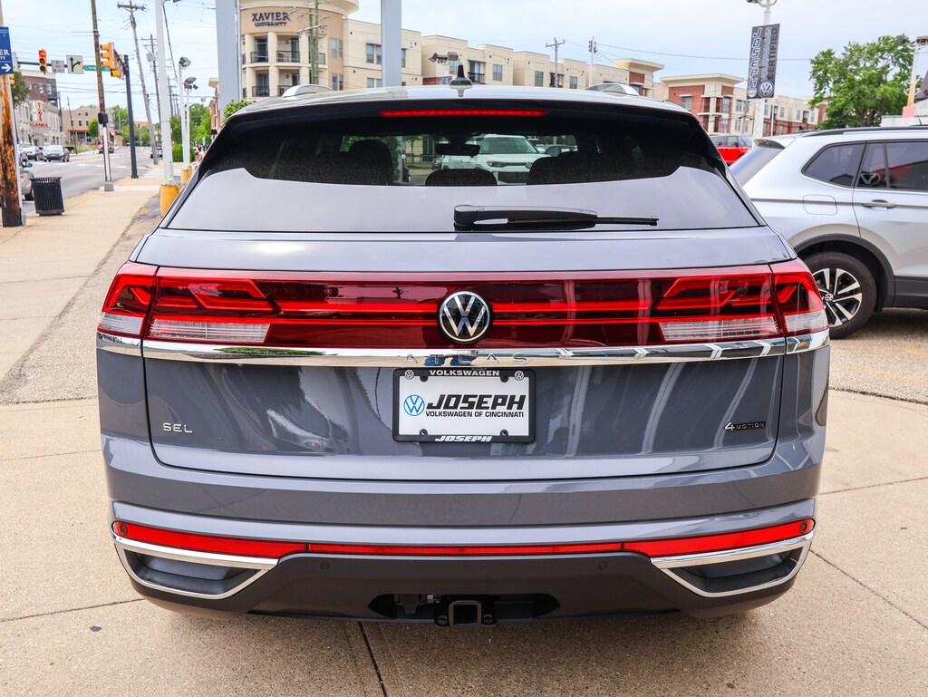 New 2026 Volkswagen Atlas Cross Sport 2.0T SEL SUV