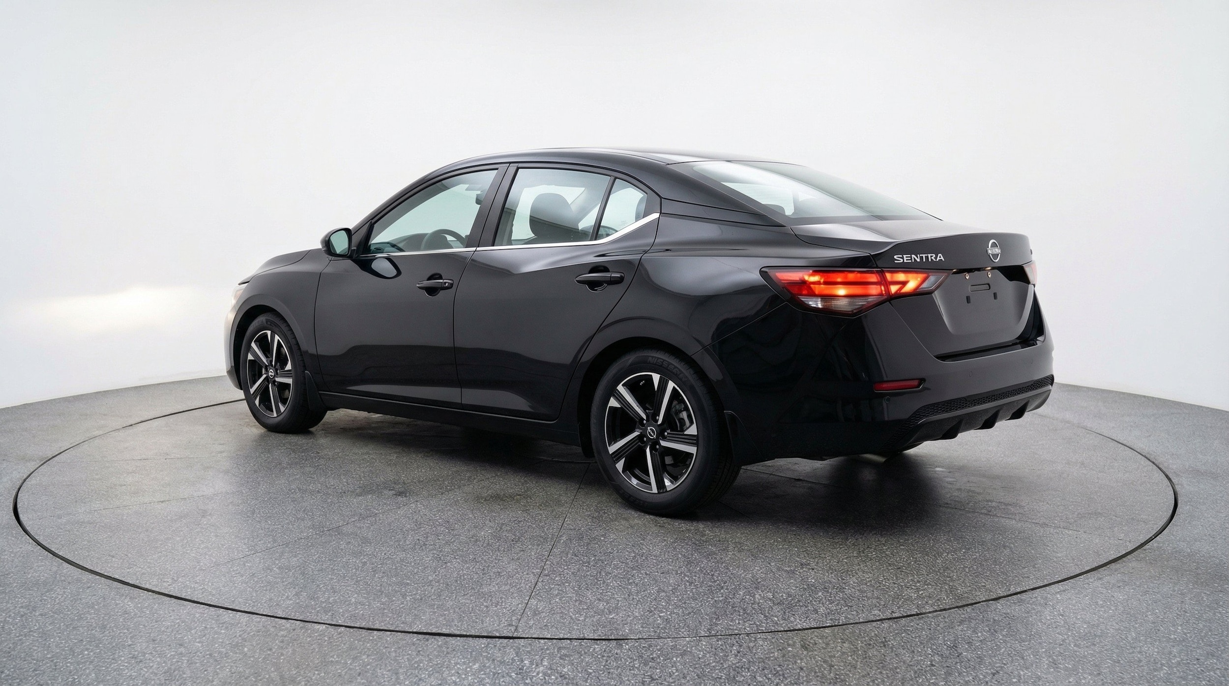 Thumbnail: 2025 Nissan Sentra - 6
