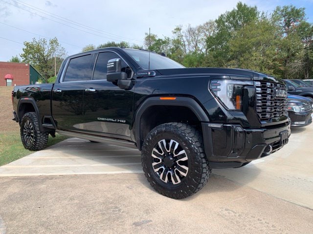 2025 GMC Sierra 2500HD Denali Ultimate