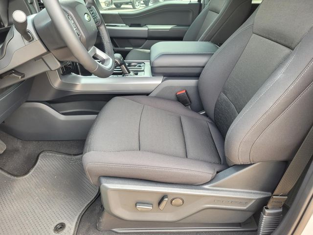 2026 Ford F-150 XLT - Photo 8