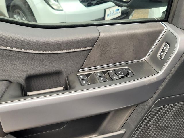 2026 Ford F-150 XLT - Photo 9