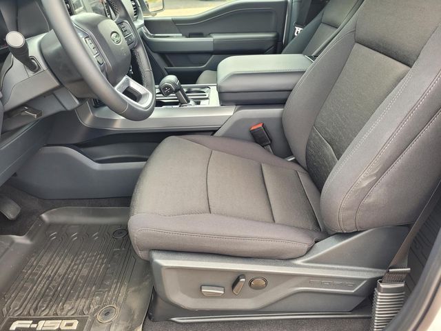 2026 Ford F-150 XLT - Photo 8