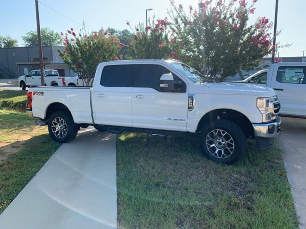 Used 2021 Ford F-250SD Lariat Truck