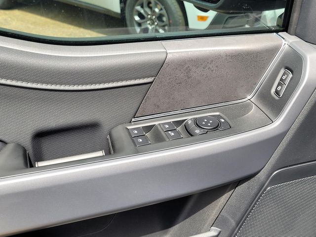 2026 Ford F-150 XLT - Photo 10