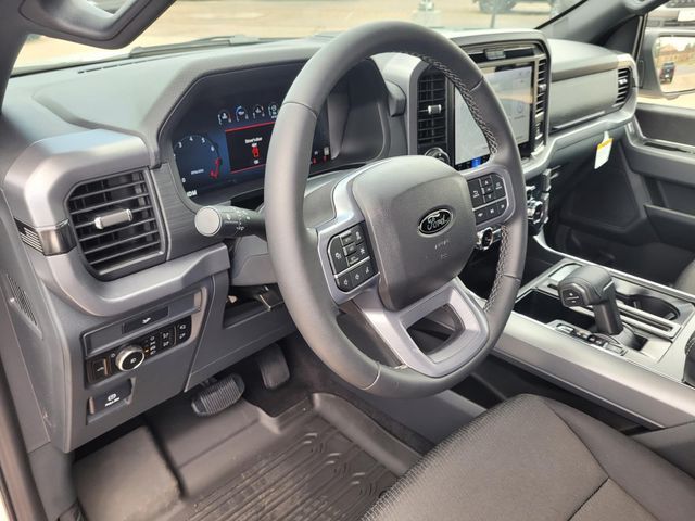 2026 Ford F-150 XLT - Photo 9