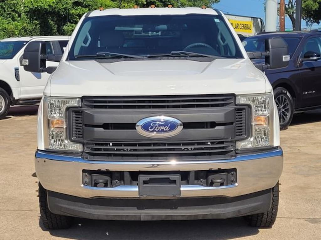 Used 2018 Ford F-350SD XL Chassis