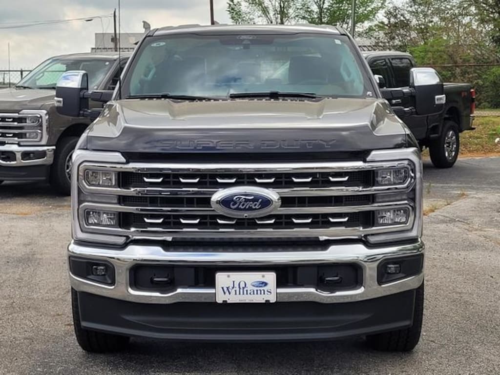New 2026 Ford F-250SD Lariat Truck