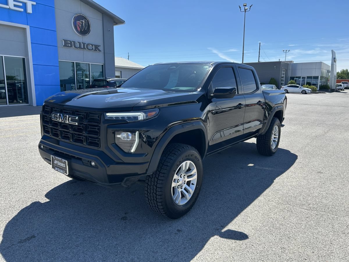 2023 GMC Canyon