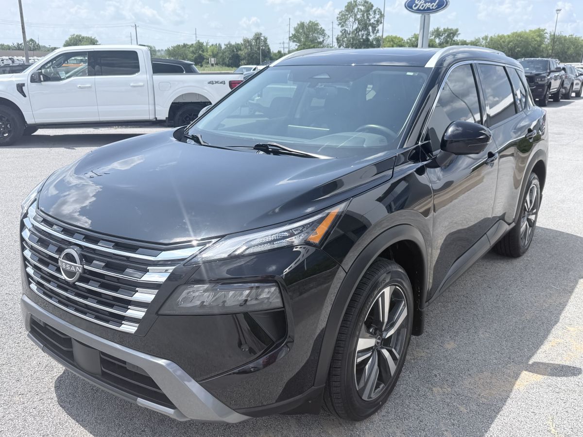 2024 Nissan Rogue SL