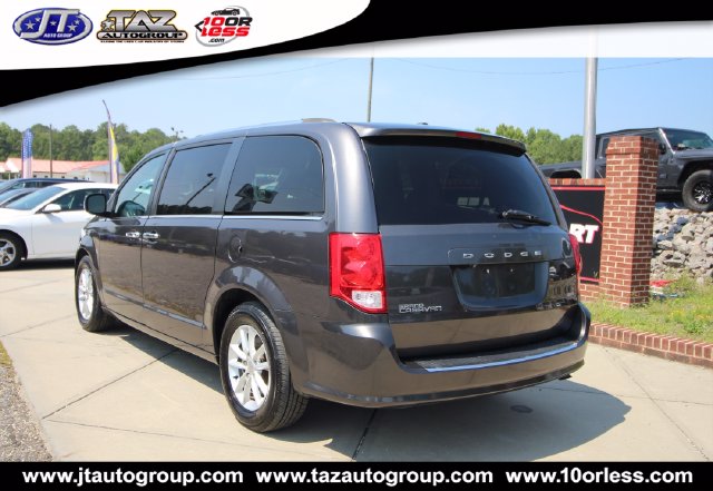 Used 2020 Dodge Grand Caravan SXT Minivan/Van