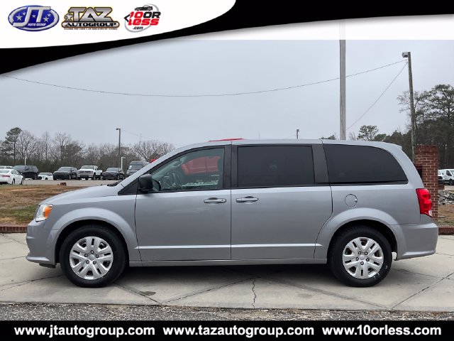 Used 2018 Dodge Grand Caravan SE Minivan/Van