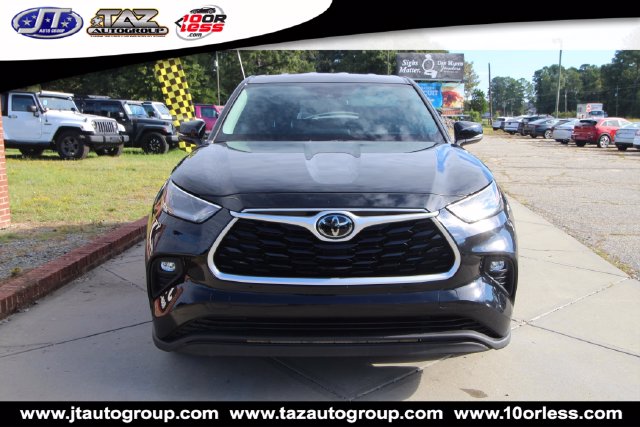 Used 2021 Toyota Highlander LE SUV