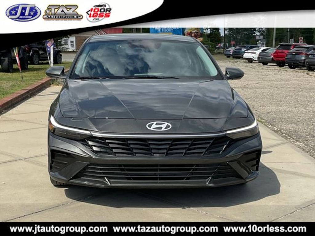 Used 2024 Hyundai Elantra SEL Sedan