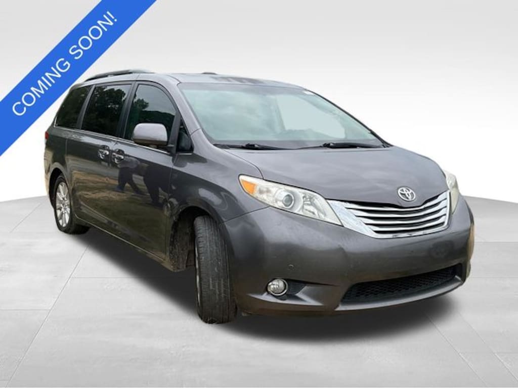 Used 2011 Toyota Sienna Limited Minivan/Van