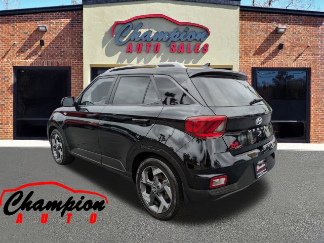 2022 Hyundai Venue SEL - Photo 7