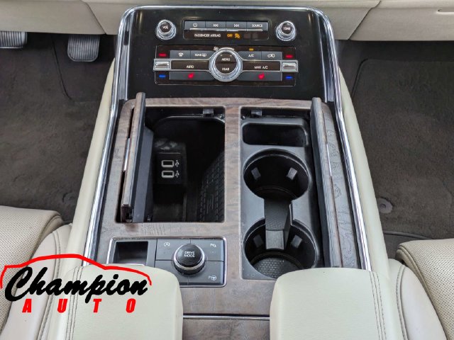 2019 Lincoln Navigator Select - Photo 25