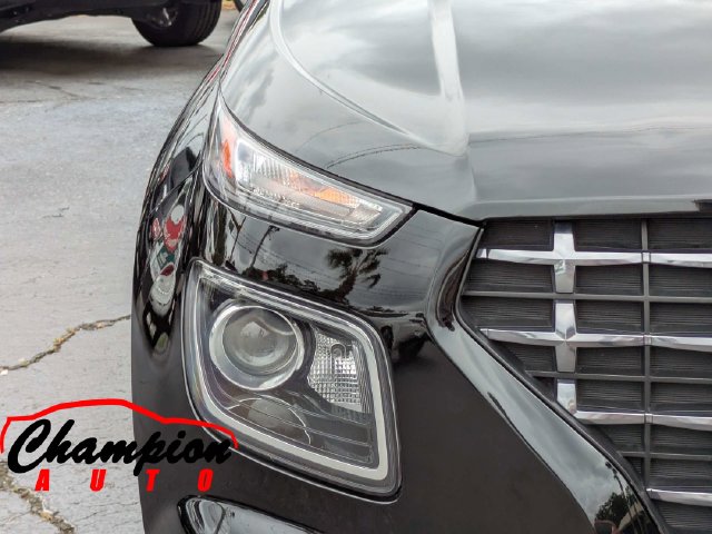 2022 Hyundai Venue SEL - Photo 11