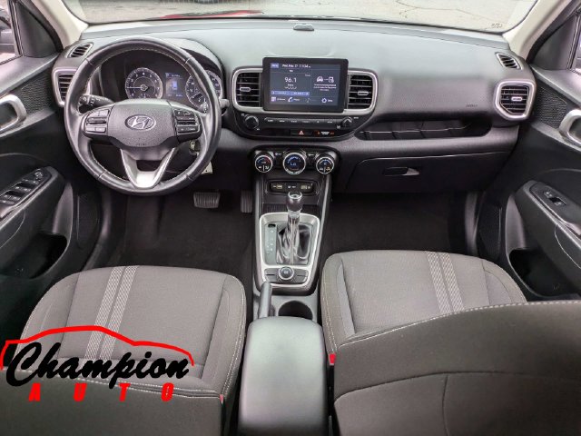 2022 Hyundai Venue SEL - Photo 18