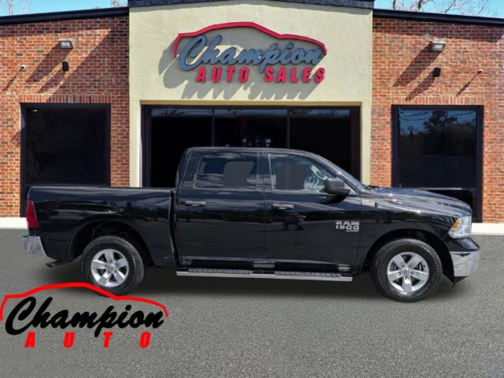 Used 2022 Ram 1500 Classic SLT Truck