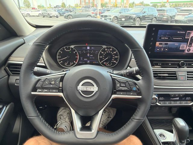 2023 Nissan Altima SL - Photo 6