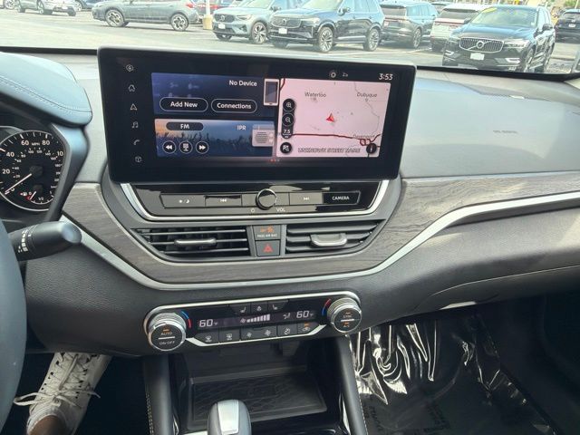 2023 Nissan Altima SL - Photo 7