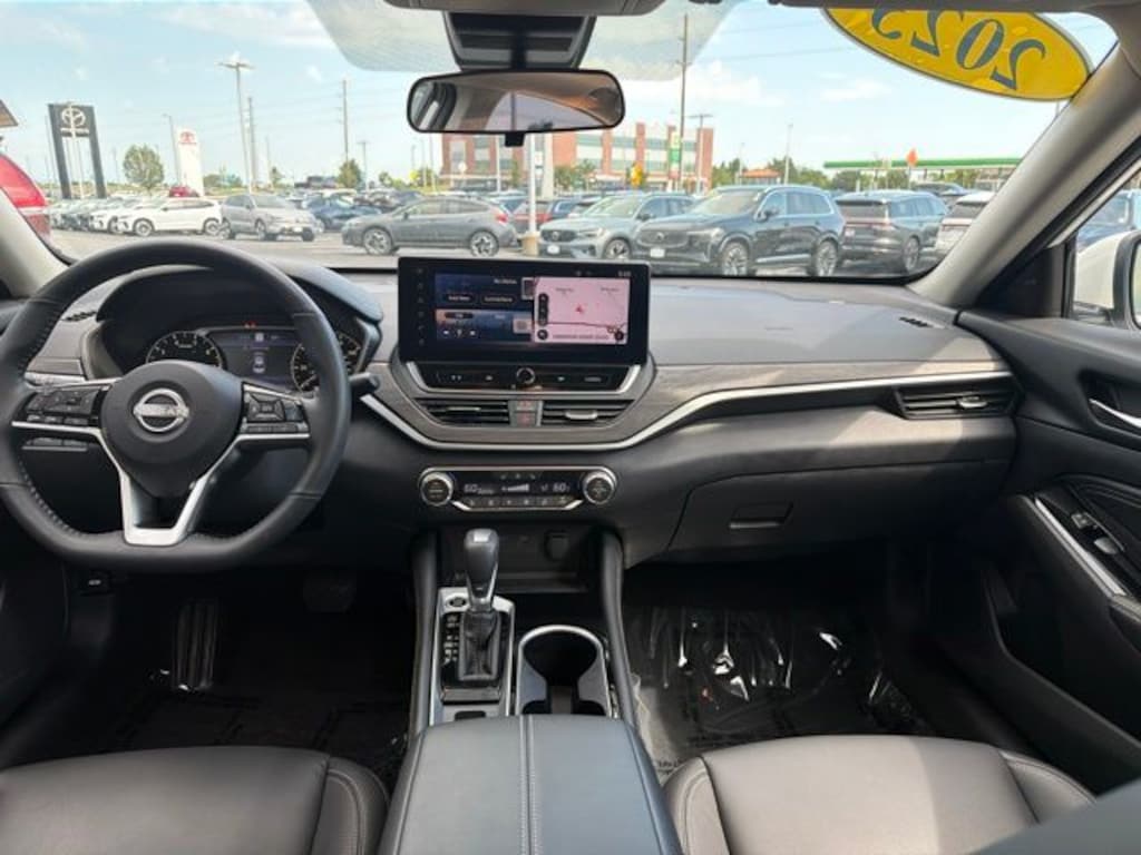 Used 2023 Nissan Altima 2.5 SL Sedan