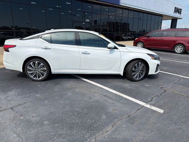 2023 Nissan Altima SL - Photo 25