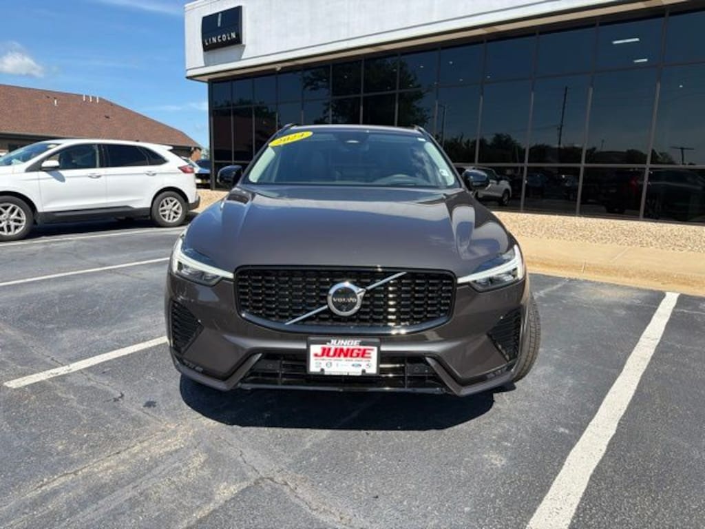 Used 2024 Volvo XC60 B5 Ultimate Dark Theme SUV