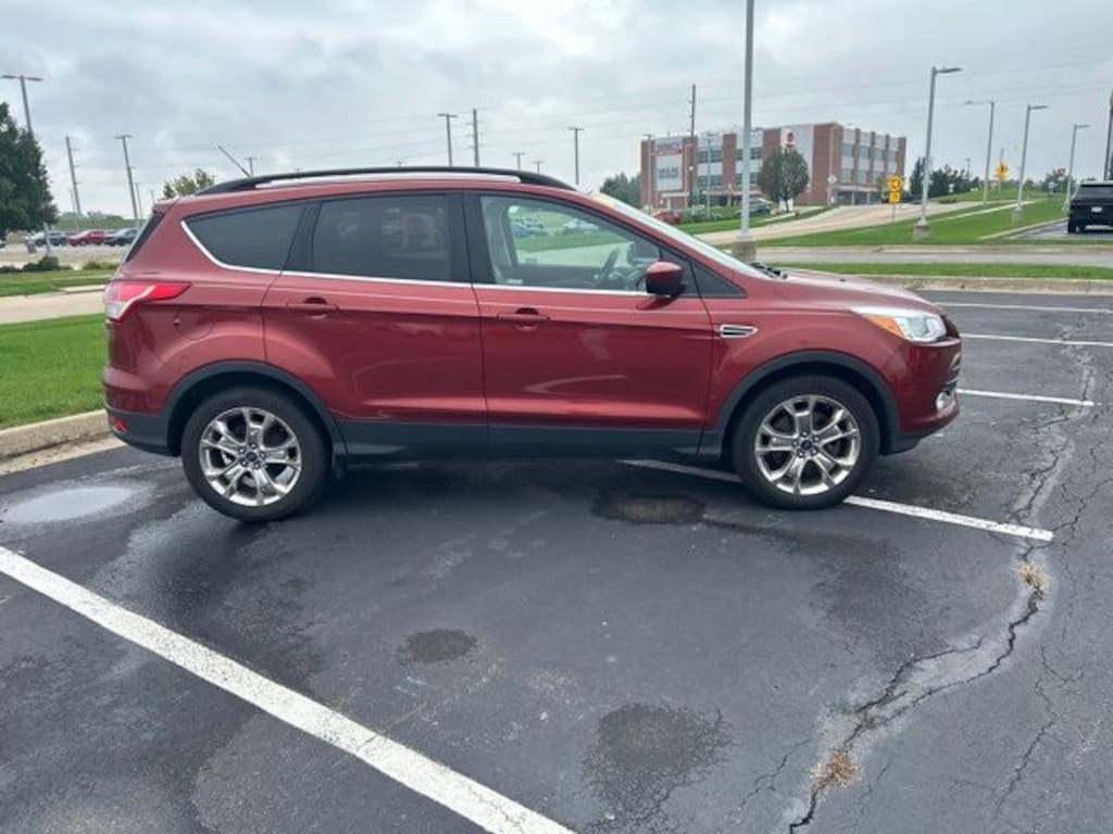 Used 2016 Ford Escape SE SUV