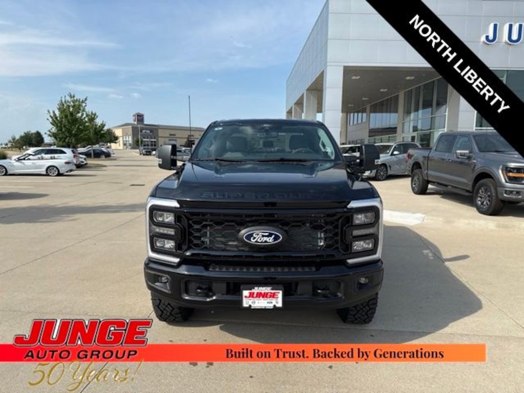 New 2027 Ford F-250SD XLT Truck