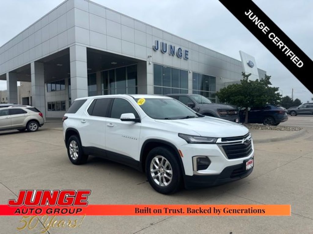 Used 2023 Chevrolet Traverse LS SUV