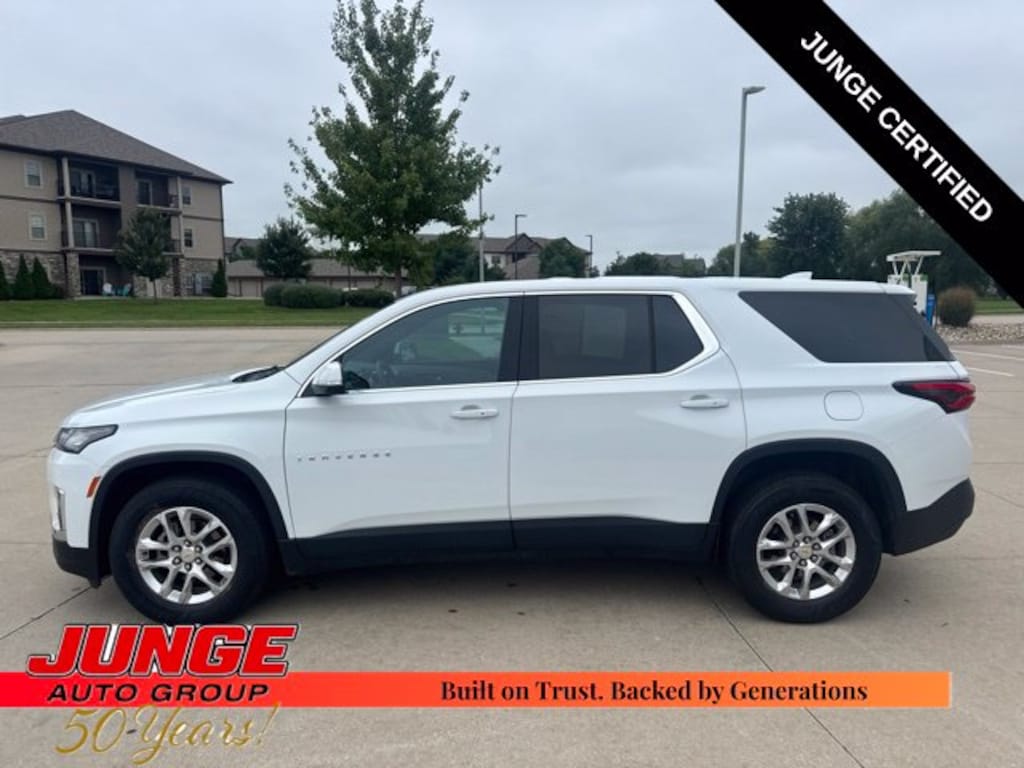 Used 2023 Chevrolet Traverse LS SUV