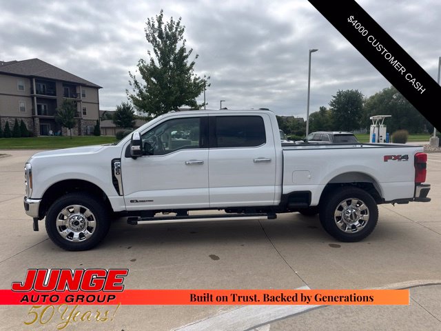New 2026 Ford F-350SD Lariat Truck