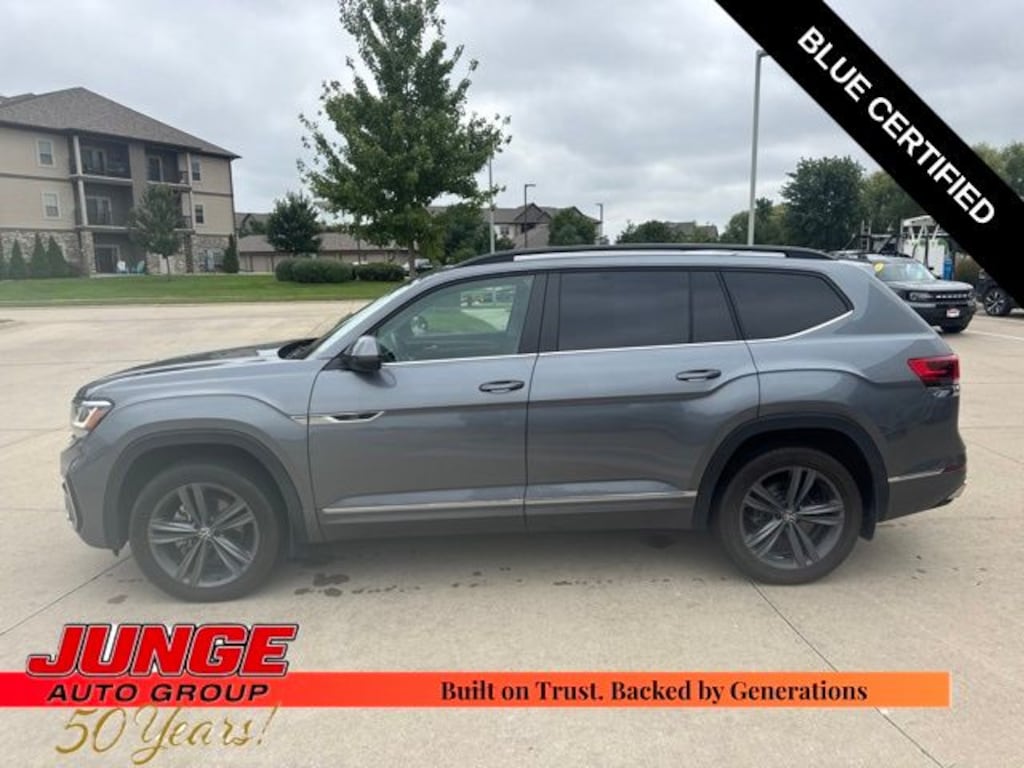 Used 2021 Volkswagen Atlas 3.6L V6 SE w/Technology R-Line SUV