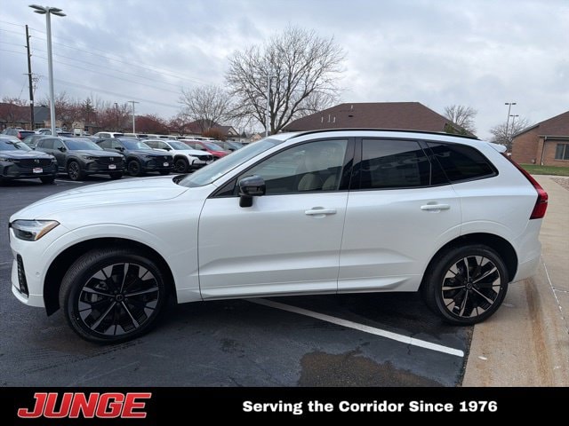 2026 Volvo XC60 Plus - Photo 20