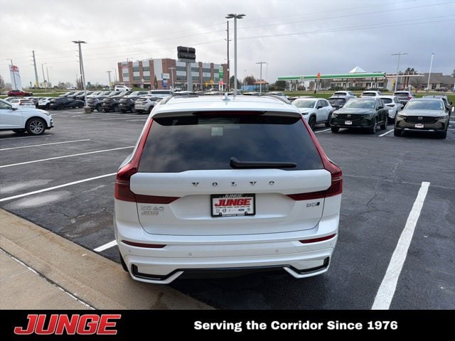 2026 Volvo XC60 Plus - Photo 22