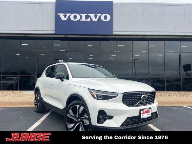2026 Volvo XC40