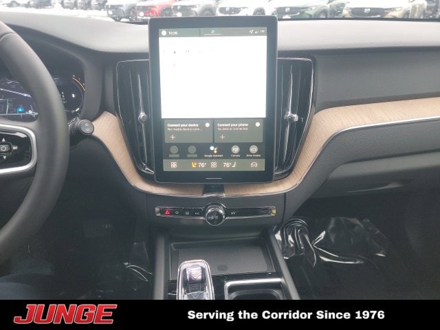 2026 Volvo XC60 Plus - Photo 6