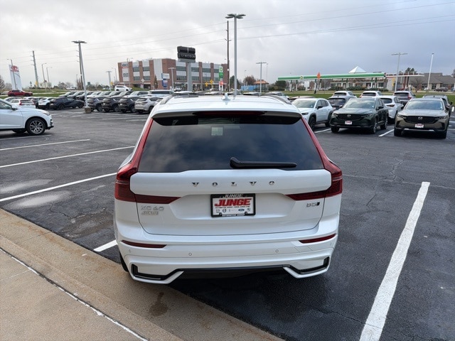 2026 Volvo XC60 Plus - Photo 22
