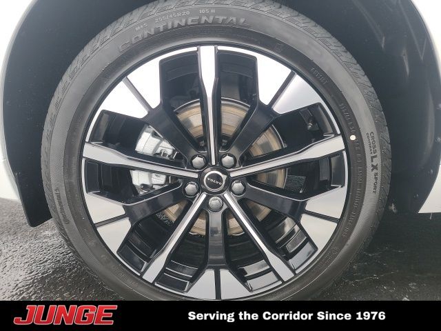 2026 Volvo XC60 Plus - Photo 15
