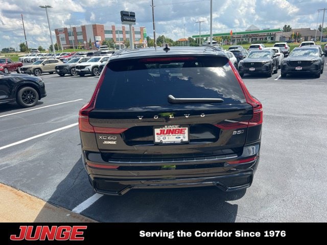2026 Volvo XC60 Plus - Photo 21