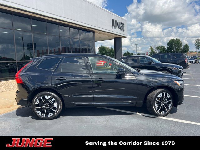 2026 Volvo XC60 Plus - Photo 23