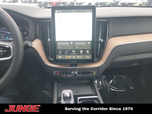 2026 Volvo XC60 Plus - Photo 6