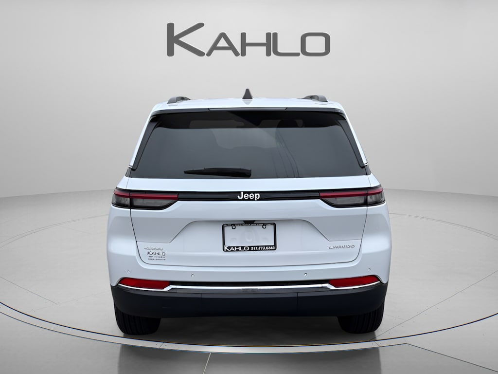 New 2027 Jeep Grand Cherokee Laredo X Sport Utility