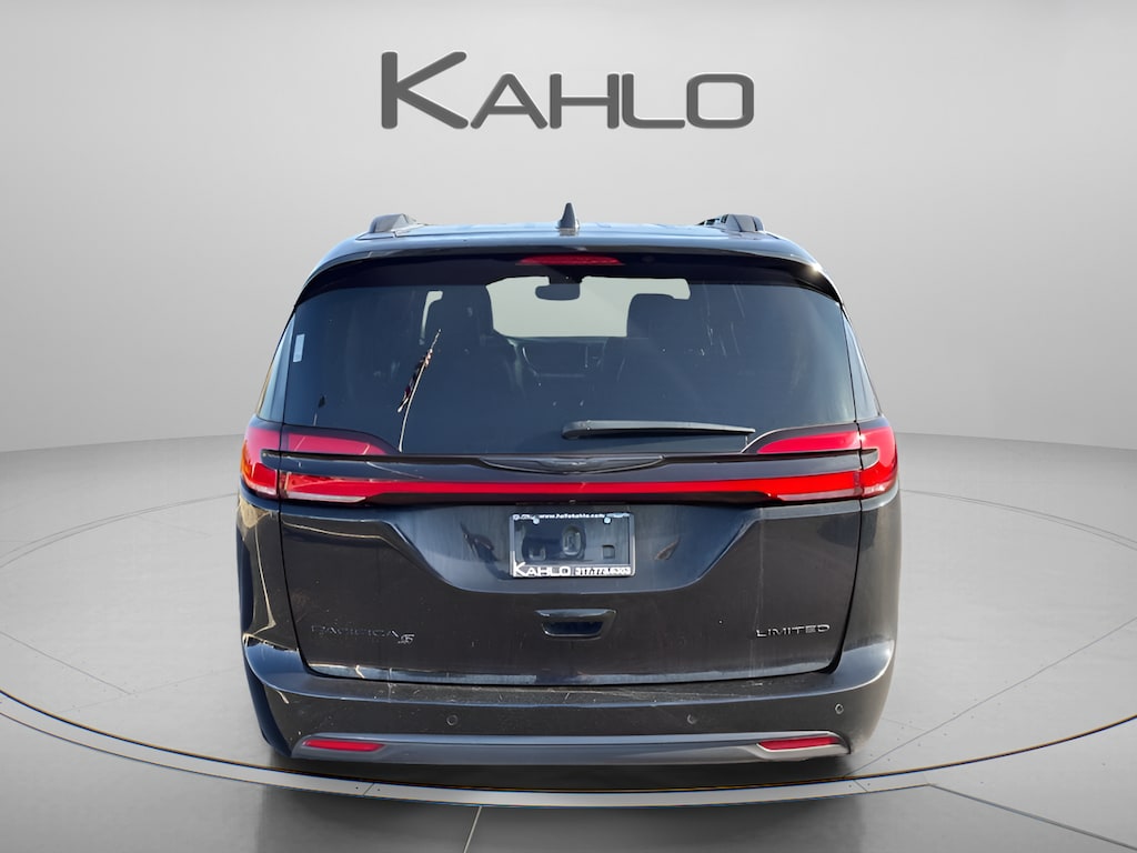 Used 2025 Chrysler Pacifica Limited Van Passenger Van
