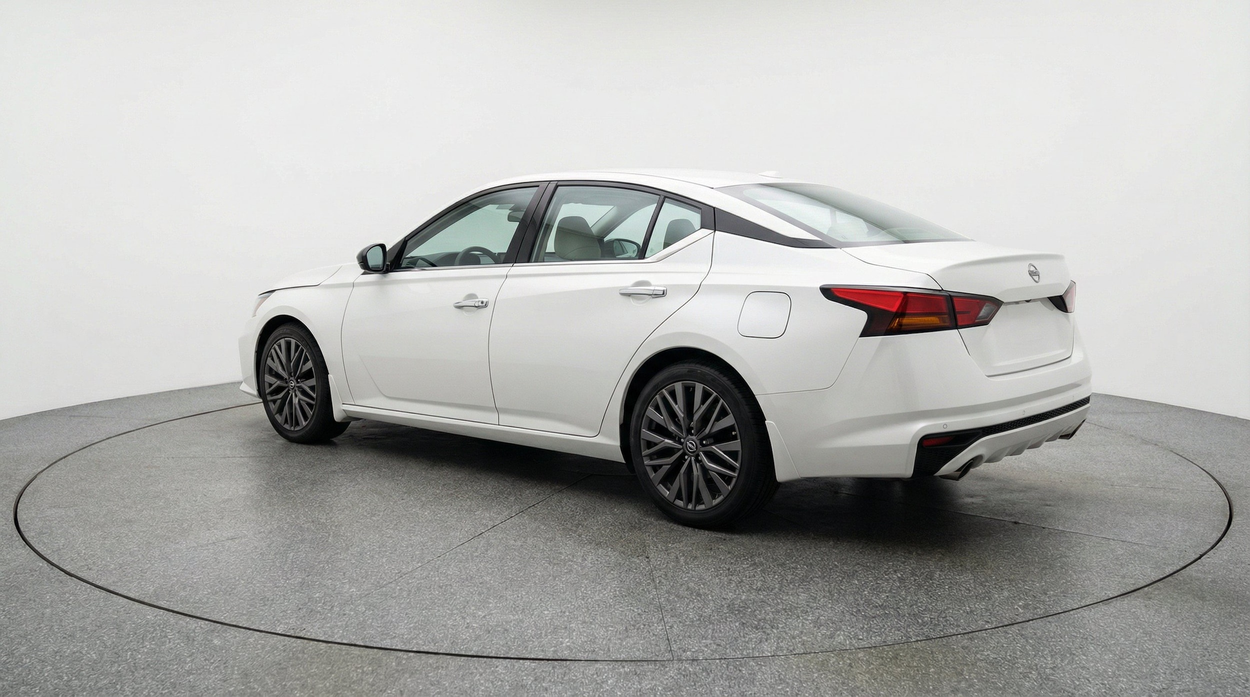 Thumbnail: 2025 Nissan Altima - 6
