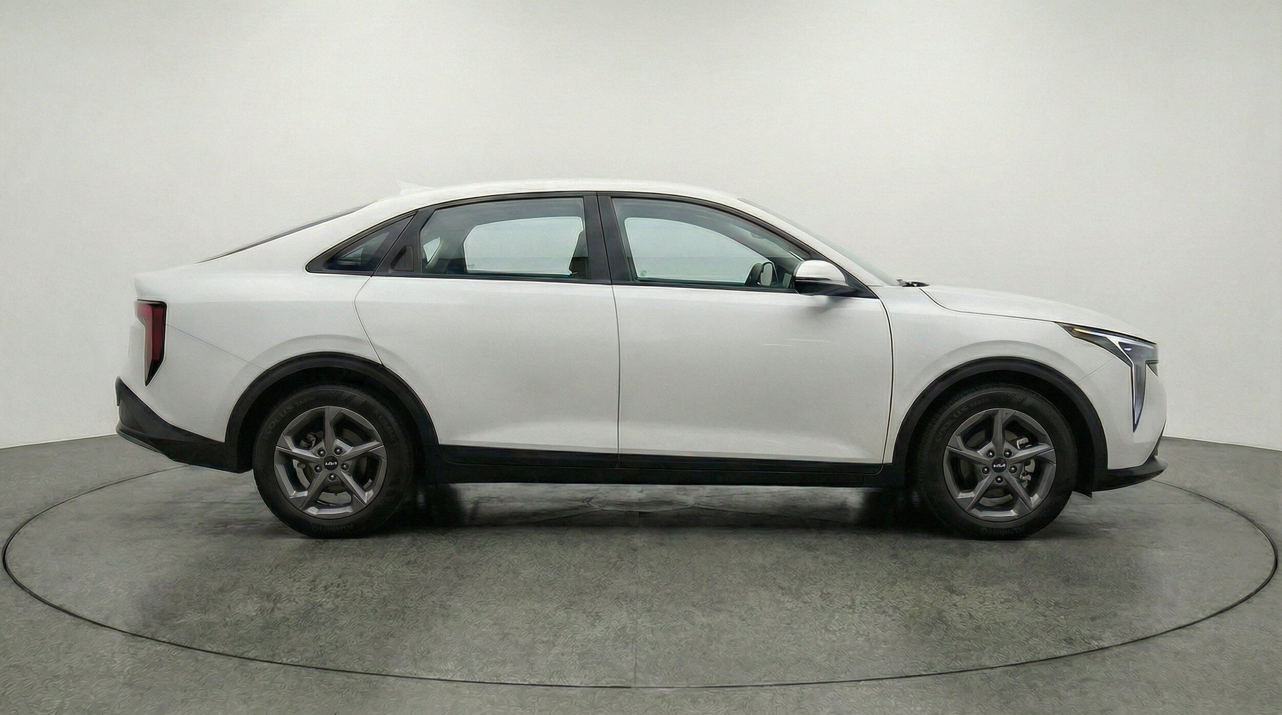 Thumbnail: 2025 Kia K4 - 10